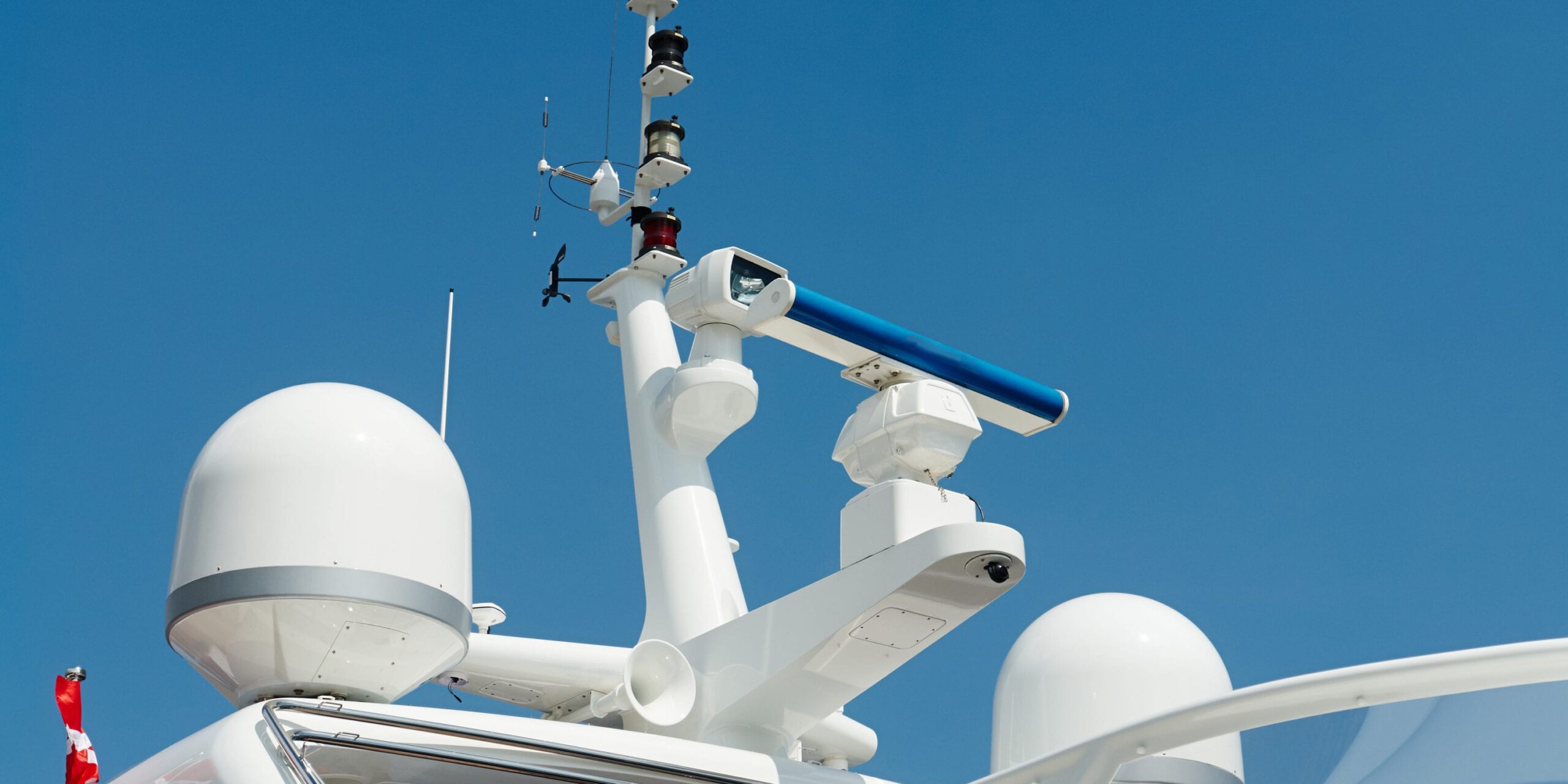 Louis Safety commercial offshore diving services UAE - fleet management and pipeline support