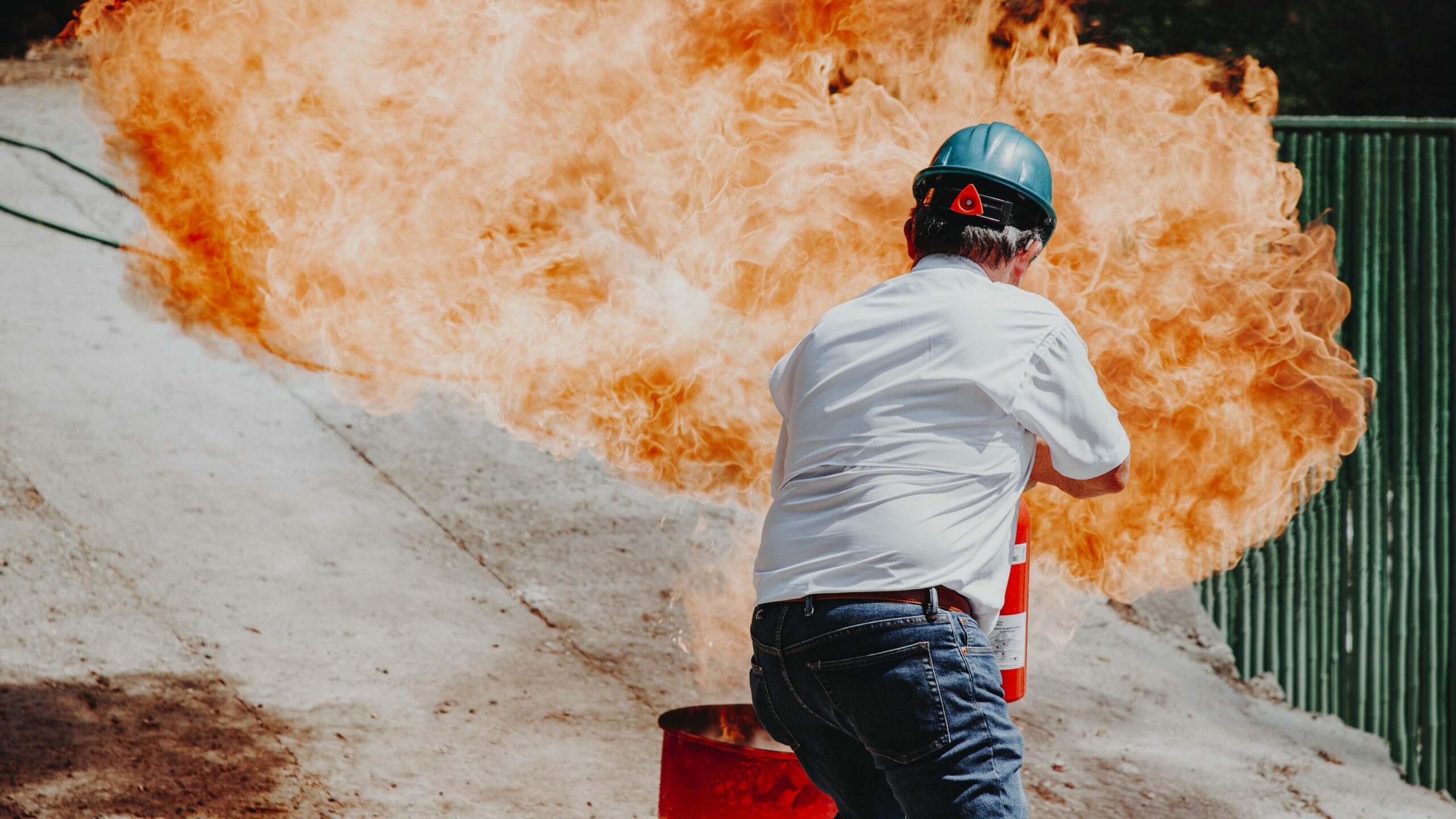 Louis Safety starts new division for Industrial & Building Sector.